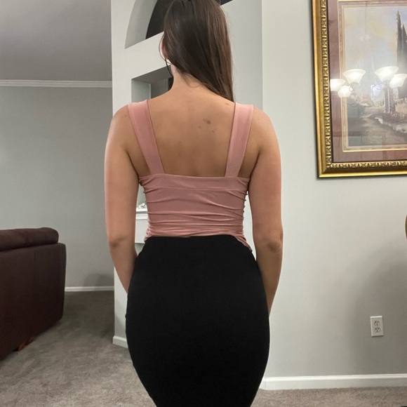 Pink Nude Soft Material Front Tie Crop Top - Picture 3 of 4